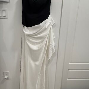 Club L London Black and White Dress